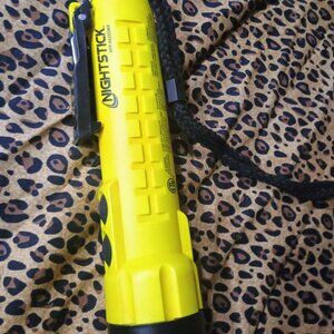 Nightstick Flashlight xpp-5422GMX